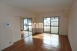 グランドハイツ原Ｂ棟 3階4LDKのリビング/ダイニング