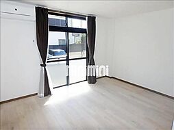 ラビオーレ 1階1Kのリビング/ダイニング