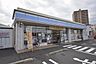 周辺：コンビニ「ローソン日進赤池1丁目店まで220m」
