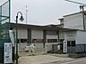 周辺：中学校「市立中部中学校まで730m」