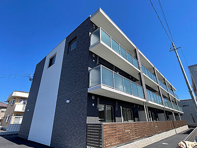 外観：建築中