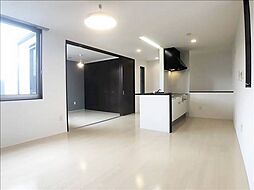 威光苑郷前　ロ棟 1階3LDKのリビング/ダイニング