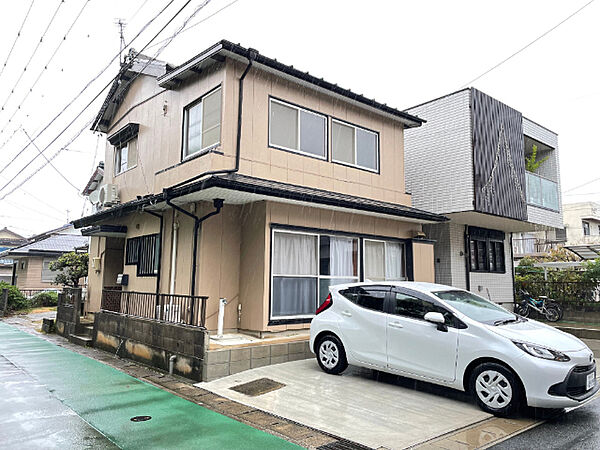 高師本郷西山貸家 ｜愛知県豊橋市高師本郷町字東上(賃貸一戸建4LDK・1階・61.11㎡)の写真 その1