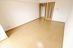 アーバンシティ井原 3階1Kのリビング/ダイニング