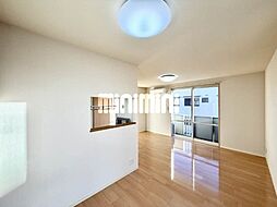 Chelsea 1階1LDKのリビング/ダイニング