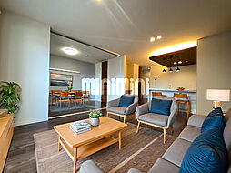 バルビゾン戸崎 2階2LDKのリビング/ダイニング