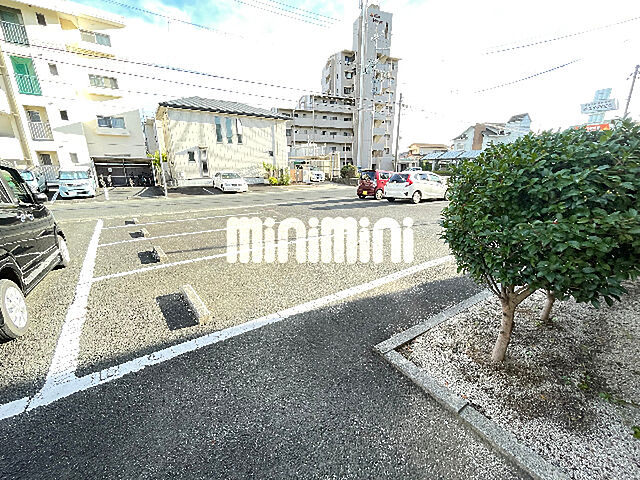 4 / 4