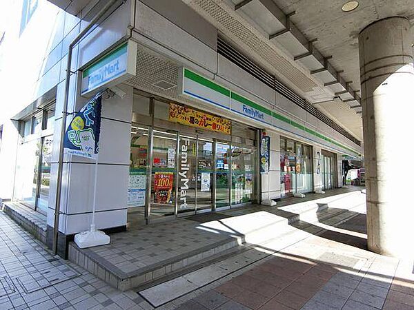 画像17:コンビニ「ファミリーマート勝川駅北店まで181m」