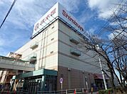 複合モール「清水屋春日井店まで641m」