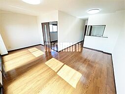 プランドール鳥羽見 3階2LDKのリビング/ダイニング