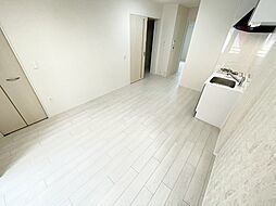 昴ノース 205 2階1LDKのリビング/ダイニング