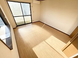 グランデージフルール 2階1Kのリビング/ダイニング