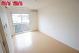 モナリエローザ 2階1LDKのリビング/ダイニング