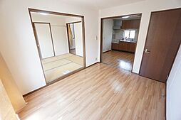 サンルミエール豊川　Ａ棟 2階3DKのリビング/ダイニング