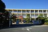 周辺：中学校「豊川市立南部中学校まで879m」