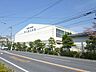 周辺：中学校「市立崇化館中学校まで560m」
