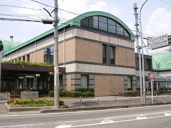 画像20:図書館「犬山市立図書館まで140m」