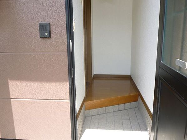 画像13:インターホン完備の玄関スペースです