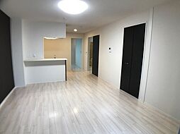 カーサ　クワトロ（Casa.Quattro） 201 2階1LDKのリビング/ダイニング