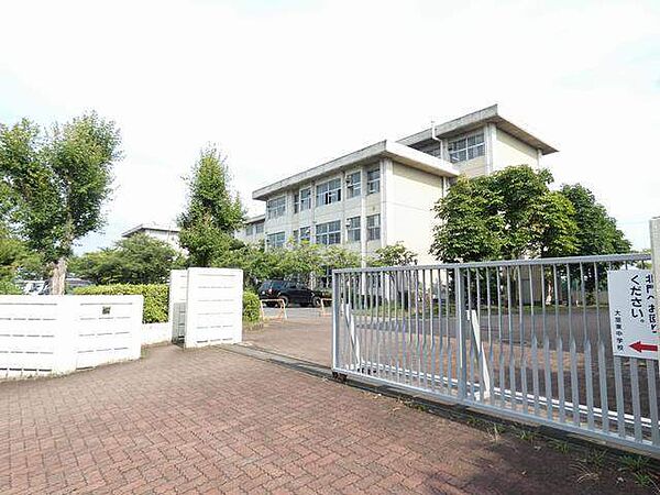 画像21:中学校「稲沢市立大里東中学校まで1653m」