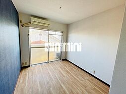 西須ヶ口ハイツ 3階ワンルームのリビング/ダイニング