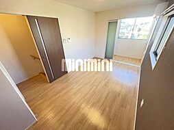 ロージー 201 2階1Kのリビング/ダイニング