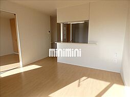 グランドメゾン桜 2階2LDKのリビング/ダイニング