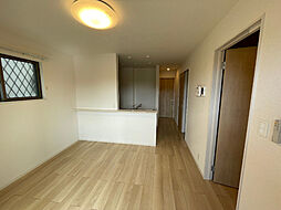 メゾン・ド・エイル 1階2LDKのリビング/ダイニング