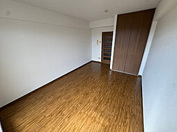 アーバニア成田 3階1Kのリビング/ダイニング