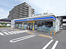 周辺：コンビニ「ローソン岩倉大市場町店まで582m」