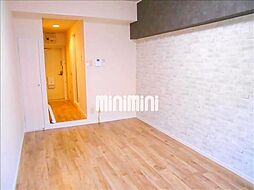 シーズンコート尾張瀬戸 3階ワンルームのリビング/ダイニング