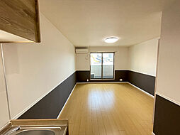 マーベル 101 1階ワンルームのリビング/ダイニング