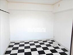 フロイデミーツV 5階ワンルームのリビング/ダイニング