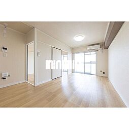 アールイーステージ蟹江 5階2LDKのリビング/ダイニング