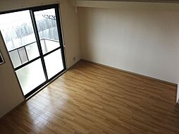 ピースフル和佐田 2階ワンルームのリビング/ダイニング