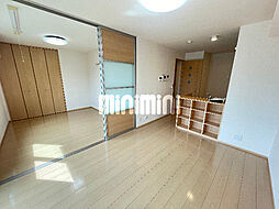 アリウムガーデン 1階1LDKのリビング/ダイニング