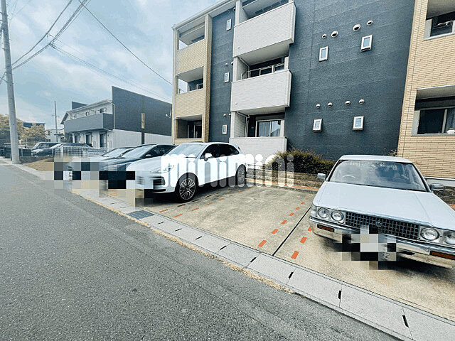 4 / 4