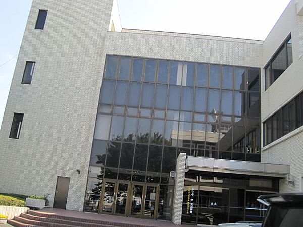 画像21:図書館「弥富市立図書館まで2500m」