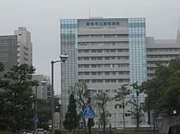 病院「静岡市立静岡病院まで328m」
