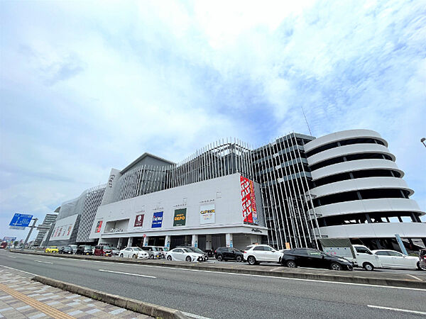 画像14:ショッピング施設「マークイズ静岡まで400m」