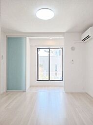 ベルクローバー 102 1階ワンルームのリビング/ダイニング