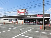 スーパー「フードマーケットMom小鹿店まで406m」