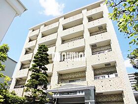 メルベーユ稲川  ｜ 静岡県静岡市駿河区稲川１丁目（賃貸マンション1LDK・1階・51.98㎡） その1