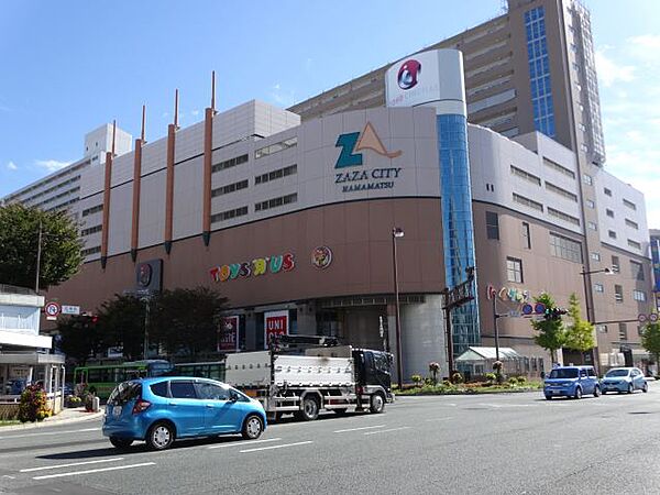 画像23:ショッピング施設「ザザシティ浜松まで1400m」