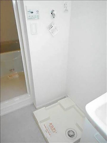 画像6:洗濯機置き場