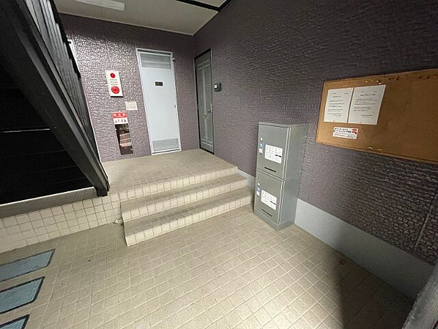 5 / 9