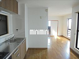 岡田ビル 2階2LDKのリビング/ダイニング