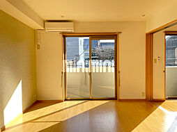 サンセールエスト 2階2LDKのリビング/ダイニング