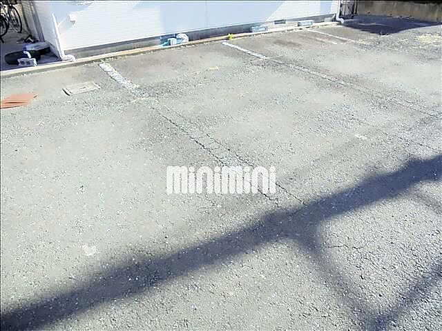 4 / 9