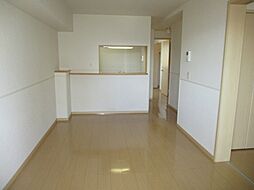 ロマンダムール 2階2LDKのリビング/ダイニング